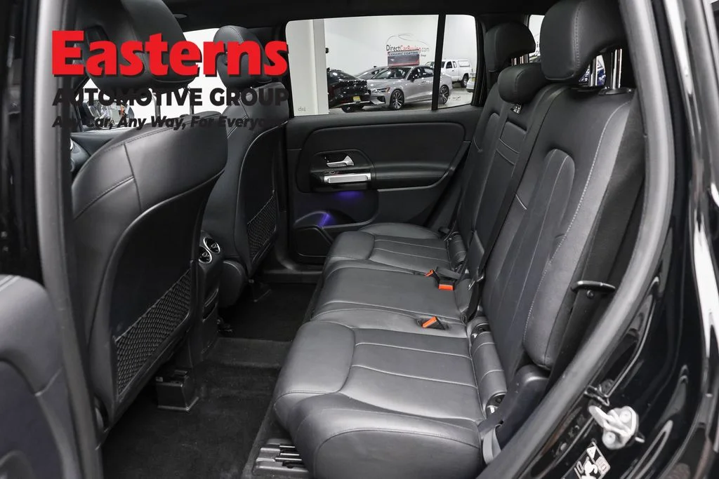 Used 2022 Black Mercedes-Benz GLB 250 image 22