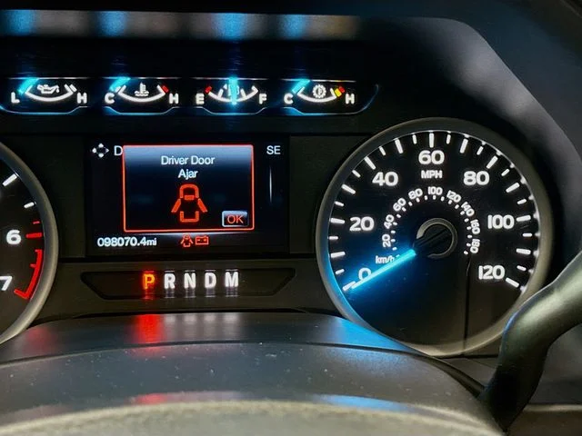 Certified Used 2019 Magnetic Ford XLT image 12