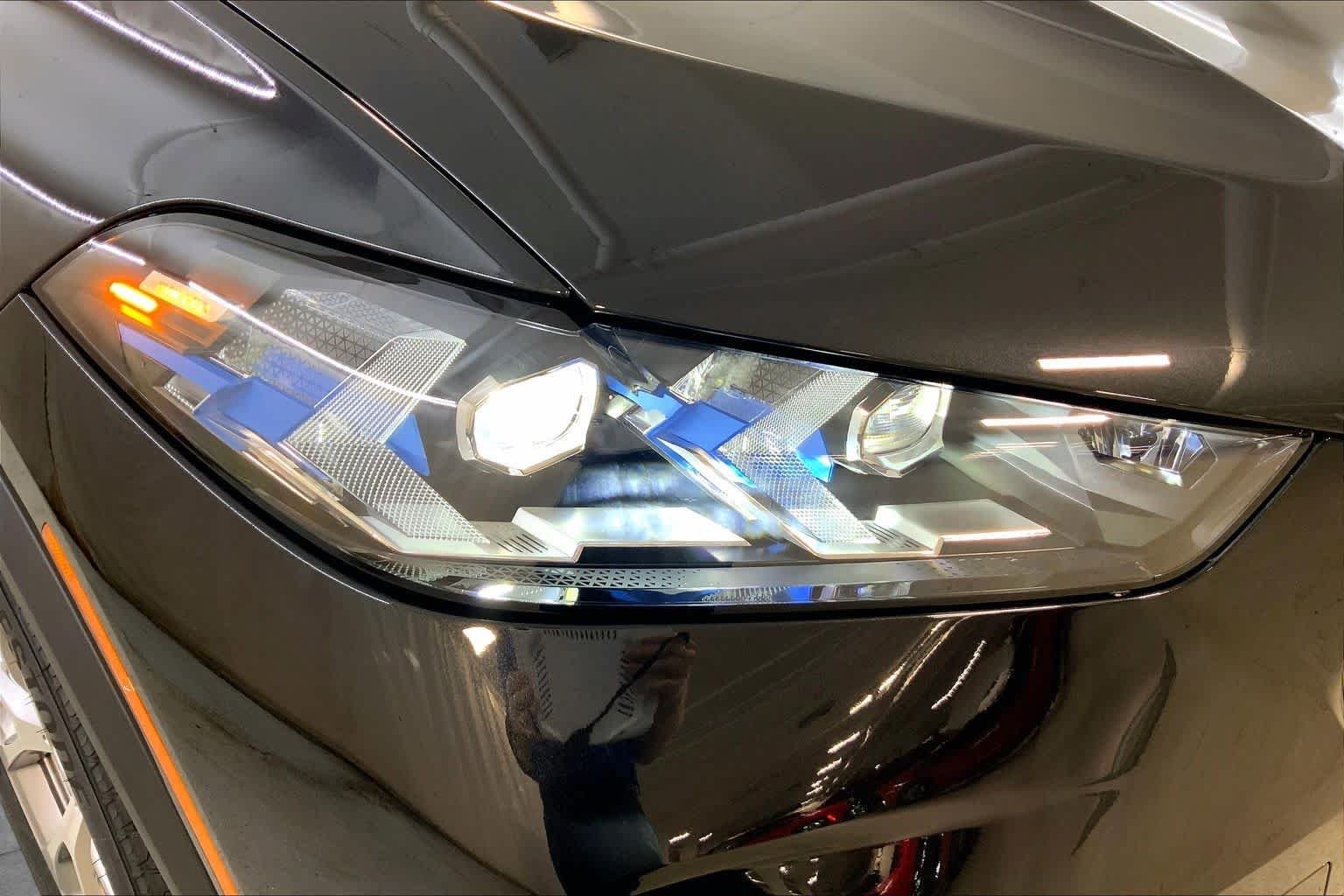 New 2026 Black Sapphire Metallic BMW xDrive40i image 13