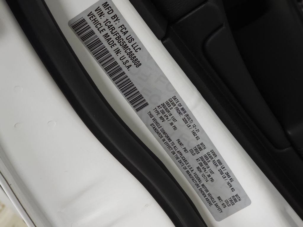 Used 2021 Bright White Clearcoat Jeep Limited image 32