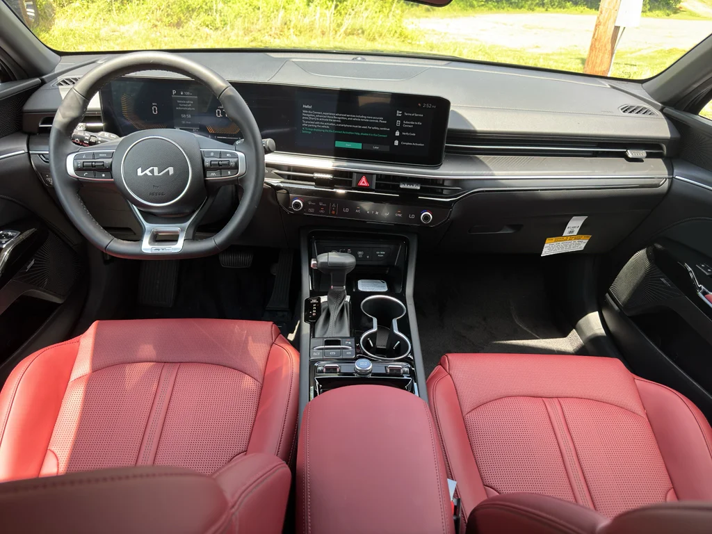New 2026 Aurora Black Pearl Kia GT-Line FWD image 10