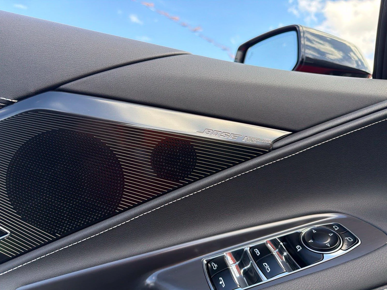 2024 Chevrolet Corvette 2LT - Photo 17
