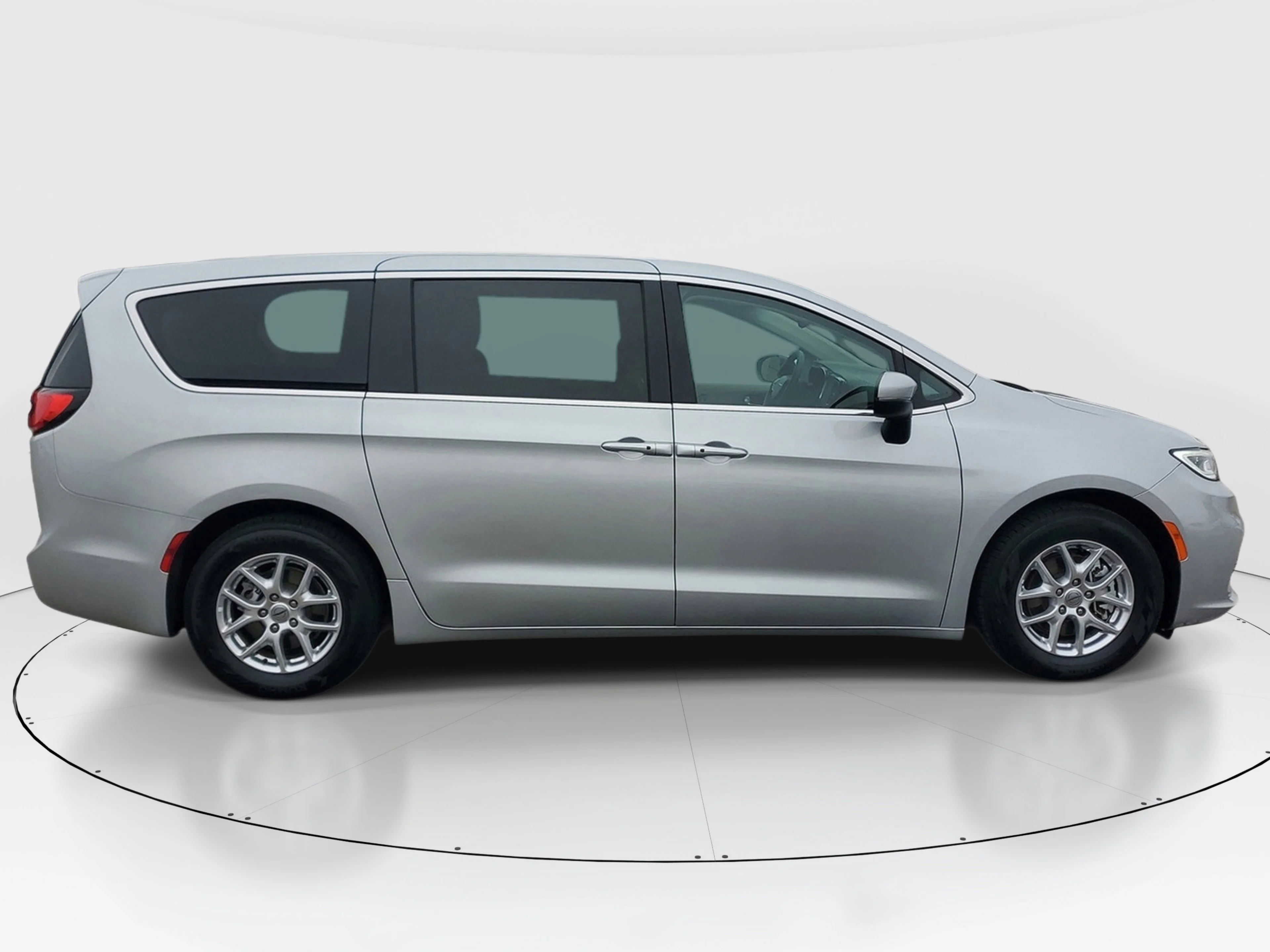 Certified Used 2023 Silver Chrysler Touring L image 6