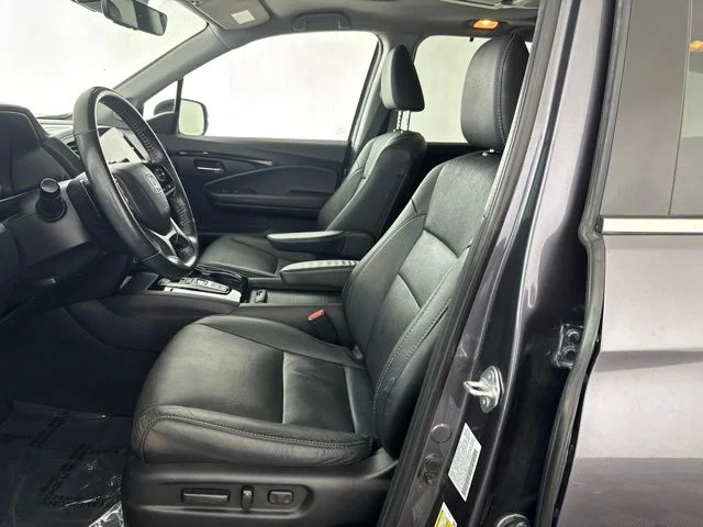 Used 2021 Gray Honda Elite image 26