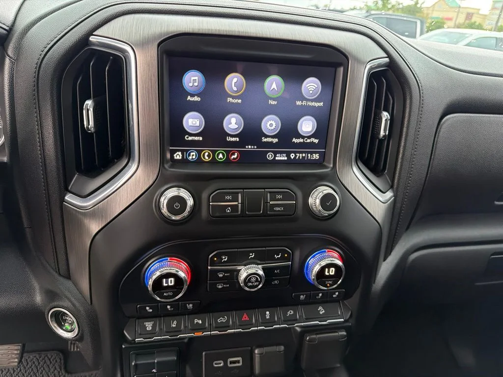 Used 2020 White GMC Denali image 13
