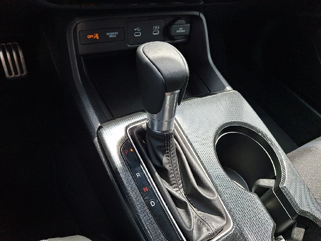 2026 Honda Civic Hatchback Sport - Photo 15