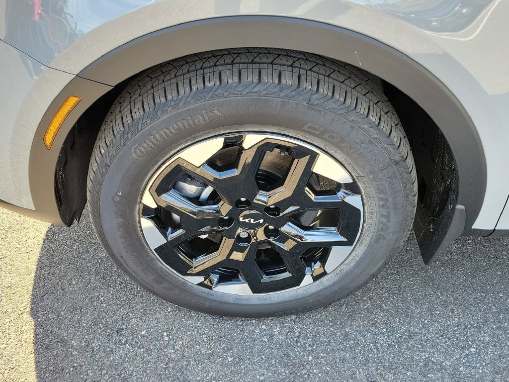 New 2026 Wolf Gray Kia S image 38