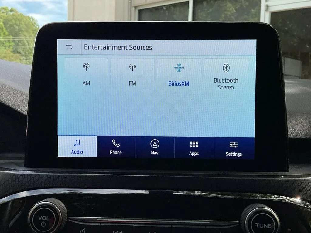 Used 2022 Gray Ford SEL image 21