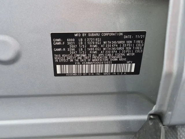 Used 2022 Silver Subaru Limited image 44