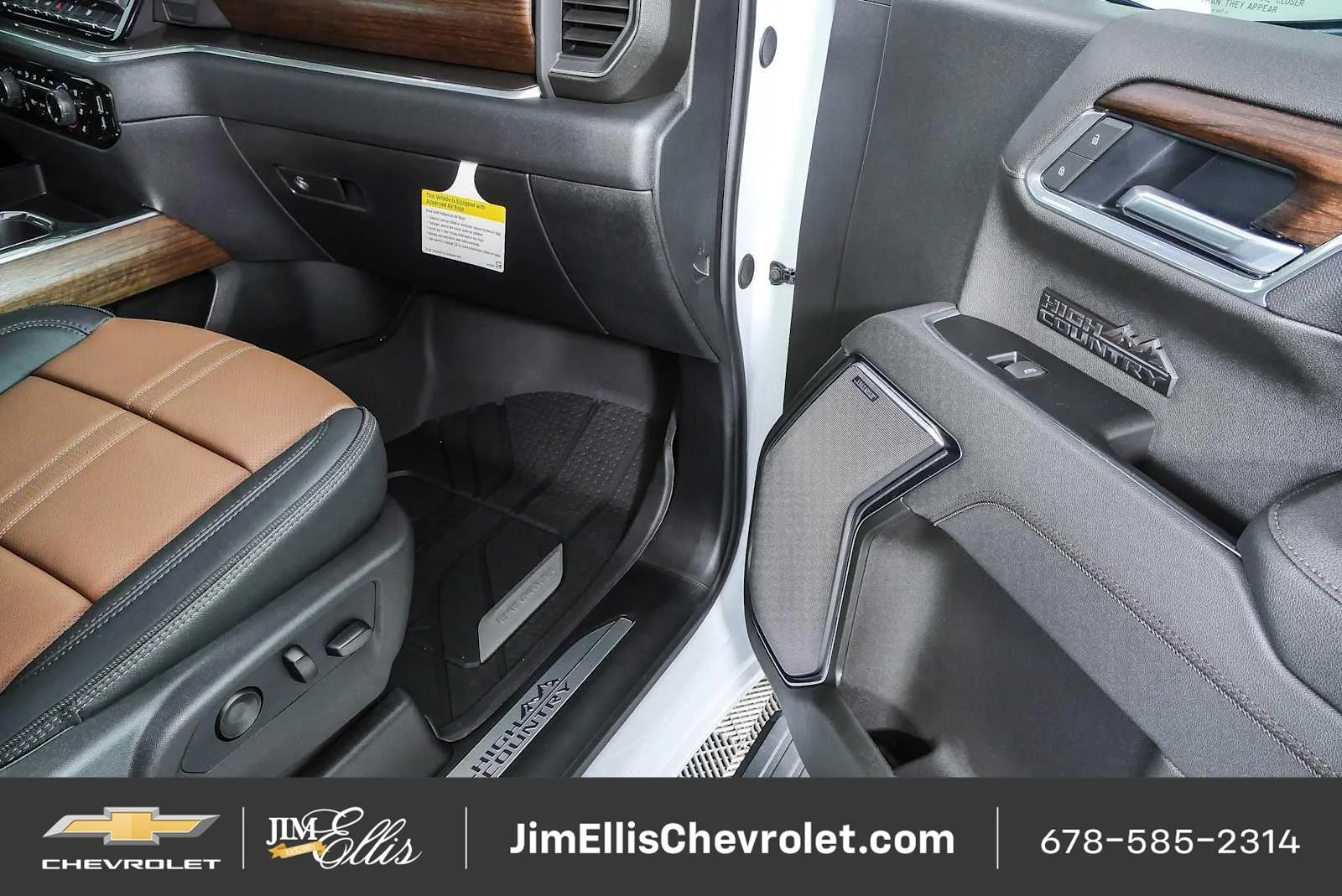 New 2026 Polar White Tricoat Chevrolet High Country image 26