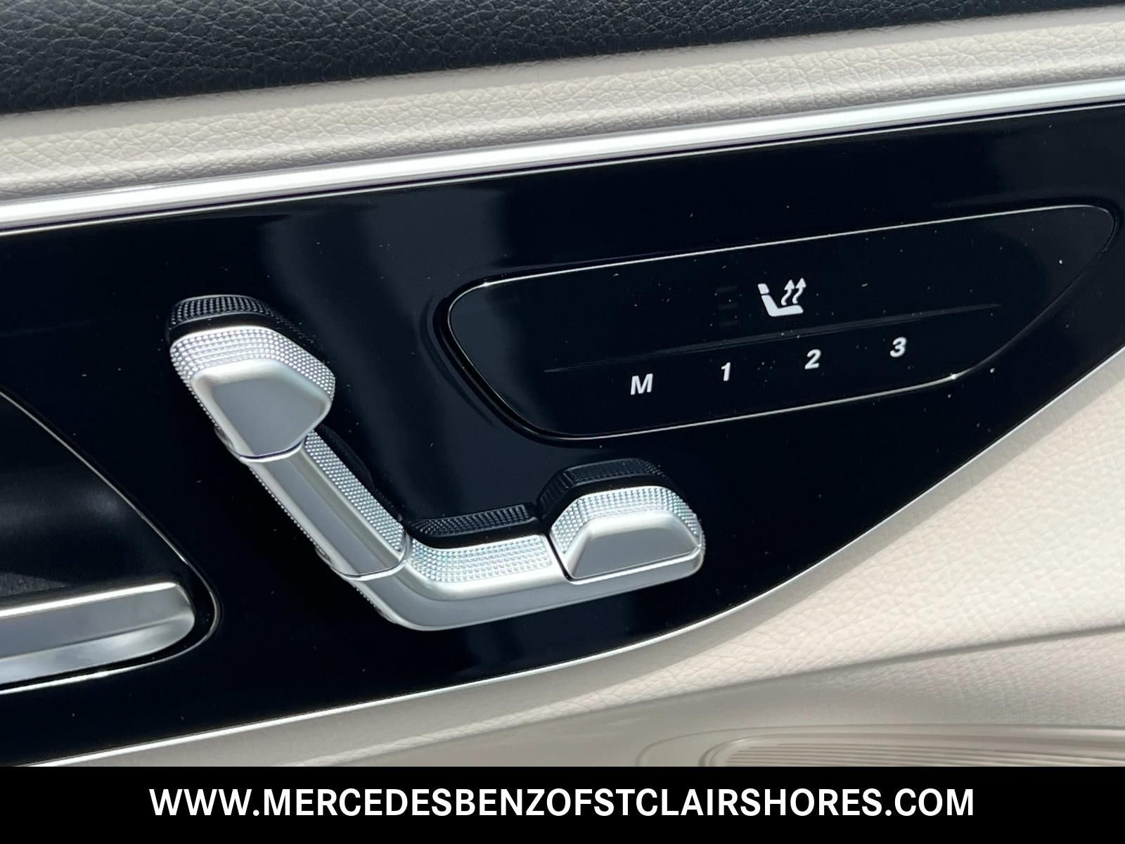 New 2026 Polar White Mercedes-Benz GLC 300 image 18