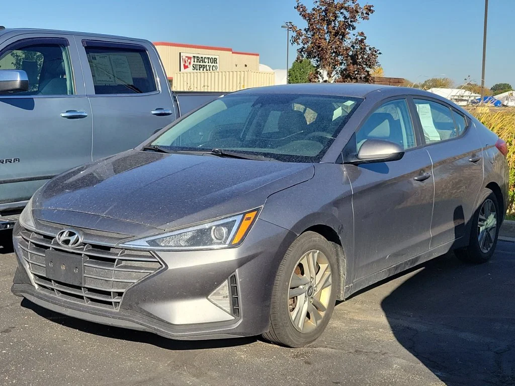 Used 2019 Hyundai Elantra SEL with VIN 5NPD84LF5KH405228 for sale in Saint Johns, MI