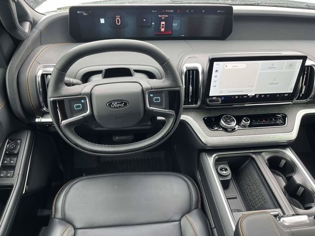 New 2025 Star White Metallic Tri-Coat Ford Tremor image 6