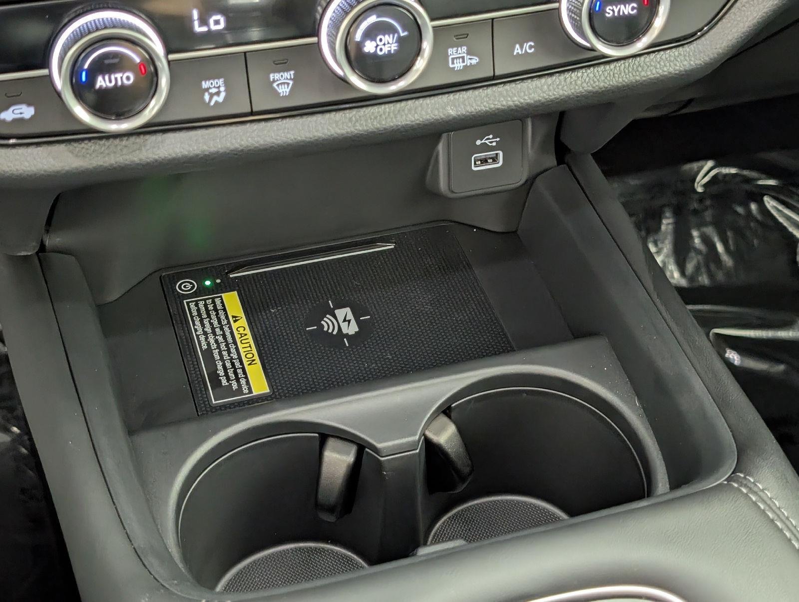 2025 Honda HR-V EX-L - Photo 25