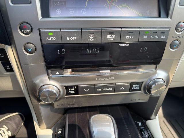 Used 2021 White Lexus 460 image 21