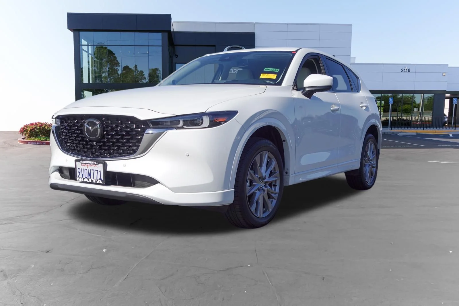 Certified Used 2025 Rhodium White Metallic Mazda 2.5 S Premium Plus Package image 9