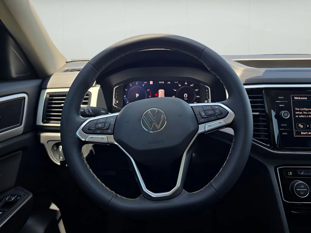 Used 2023 Deep Black Pearl Volkswagen 3.6L V6 SEL image 11