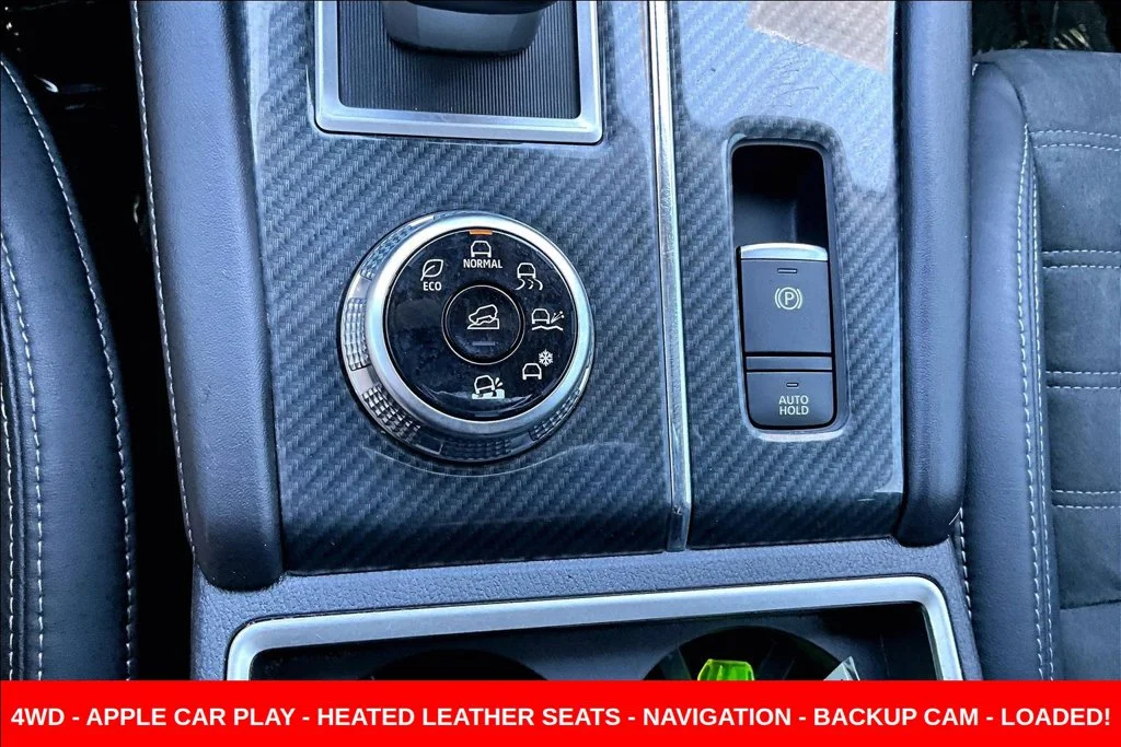 Used 2022  Mitsubishi SE image 17