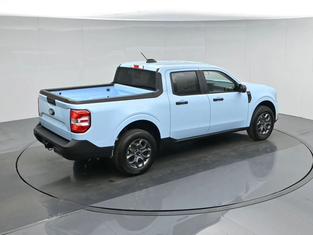 New 2026 Light Blue Ford XLT image 38