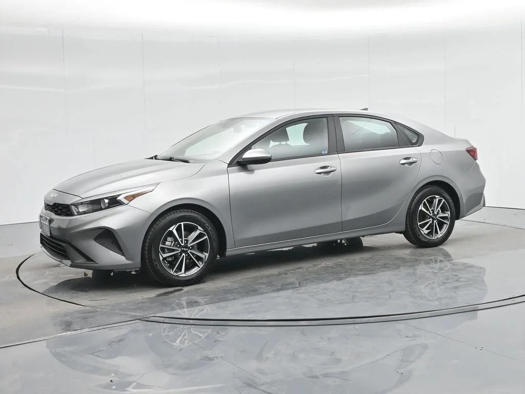 Used 2022 Gray Kia LXS image 25