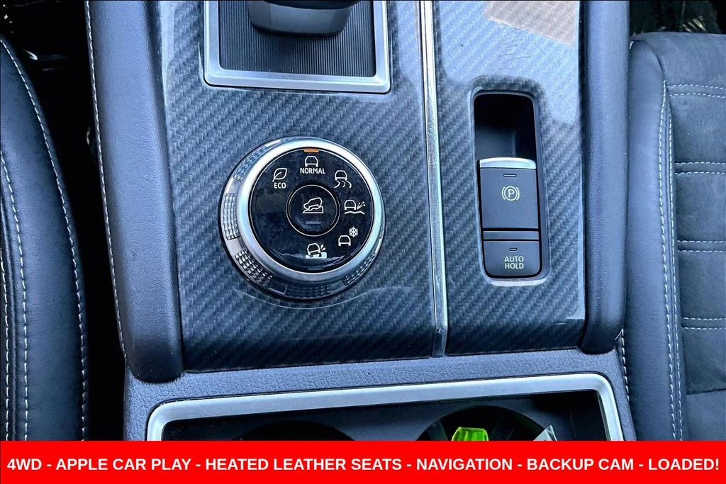 Used 2022  Mitsubishi SE image 17