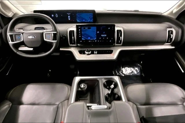 2025 Ford Expedition Active - Photo 18