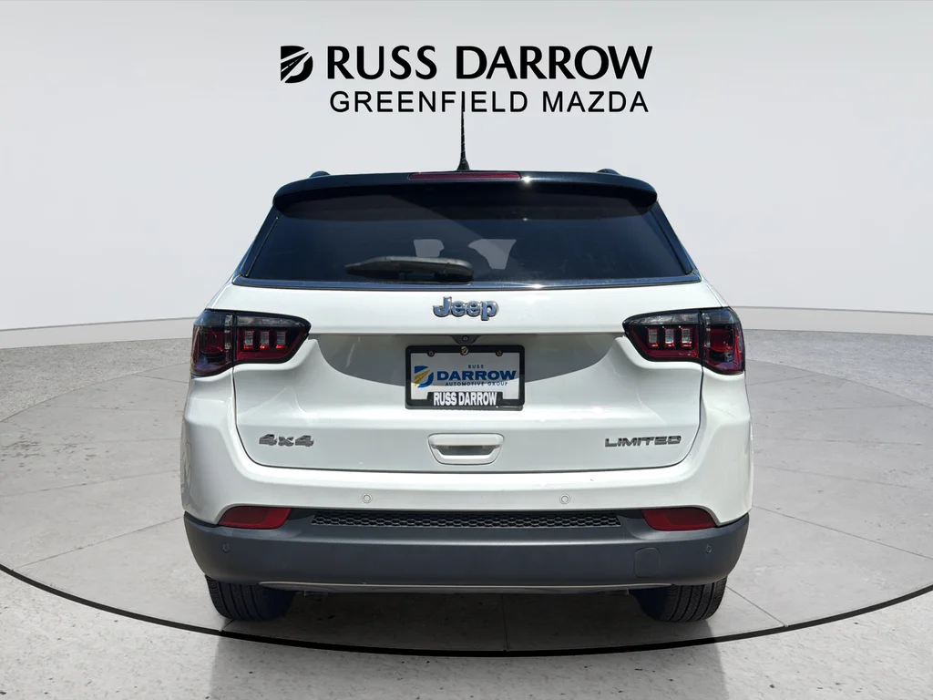 Used 2024 White Jeep Limited image 4