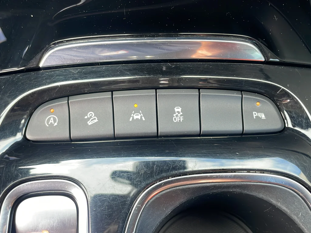 Used 2023 White Buick Preferred image 21