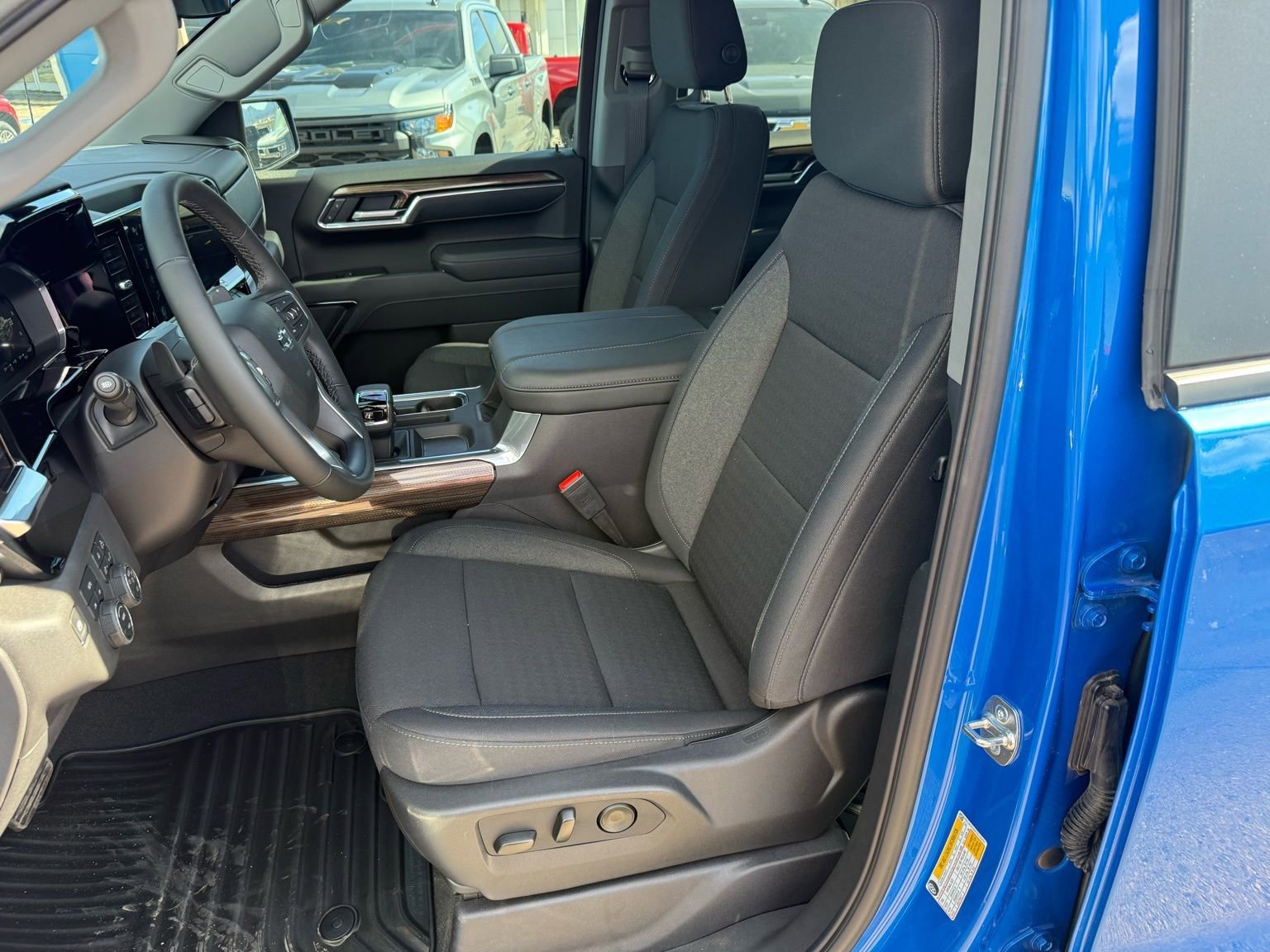 2026 Chevrolet Silverado 1500 RST - Photo 35