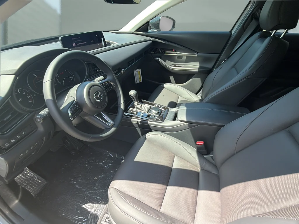 2026 Mazda CX-30 Turbo Premium Plus - Photo 9