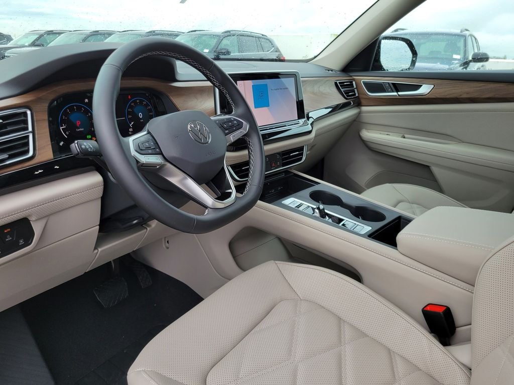 New 2026 White/off-white Volkswagen 2.0T SE image 9