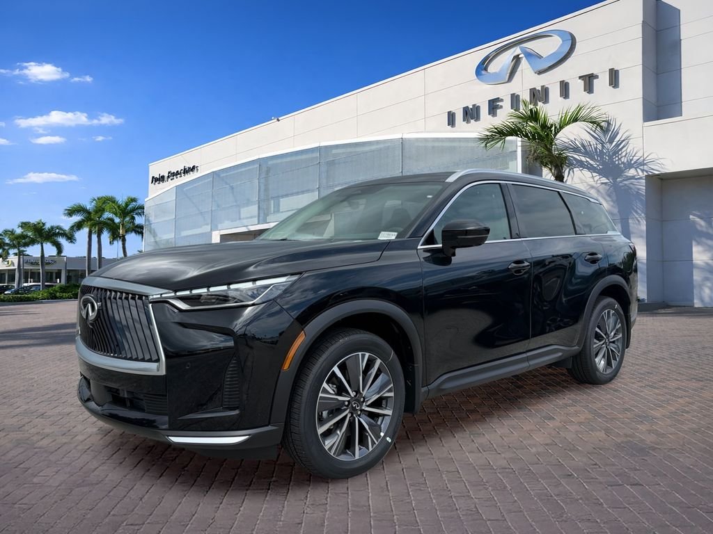 New 2027 MINERAL BLACK INFINITI Luxe FWD image 3