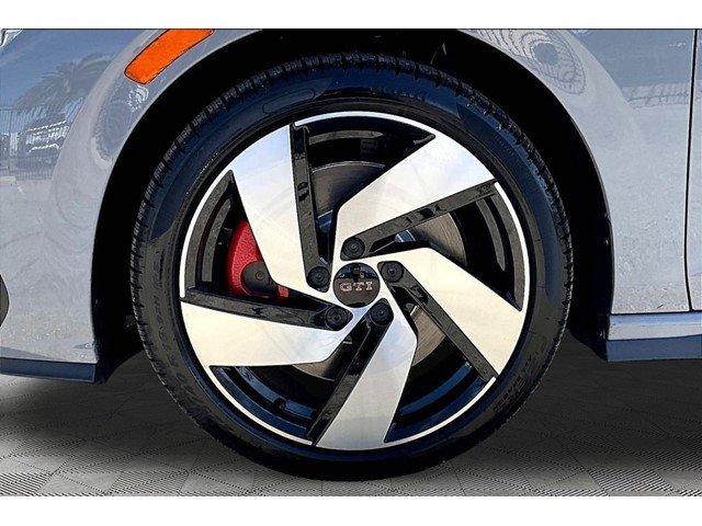 New 2026 Moonstone Gray Volkswagen 2.0T S image 32