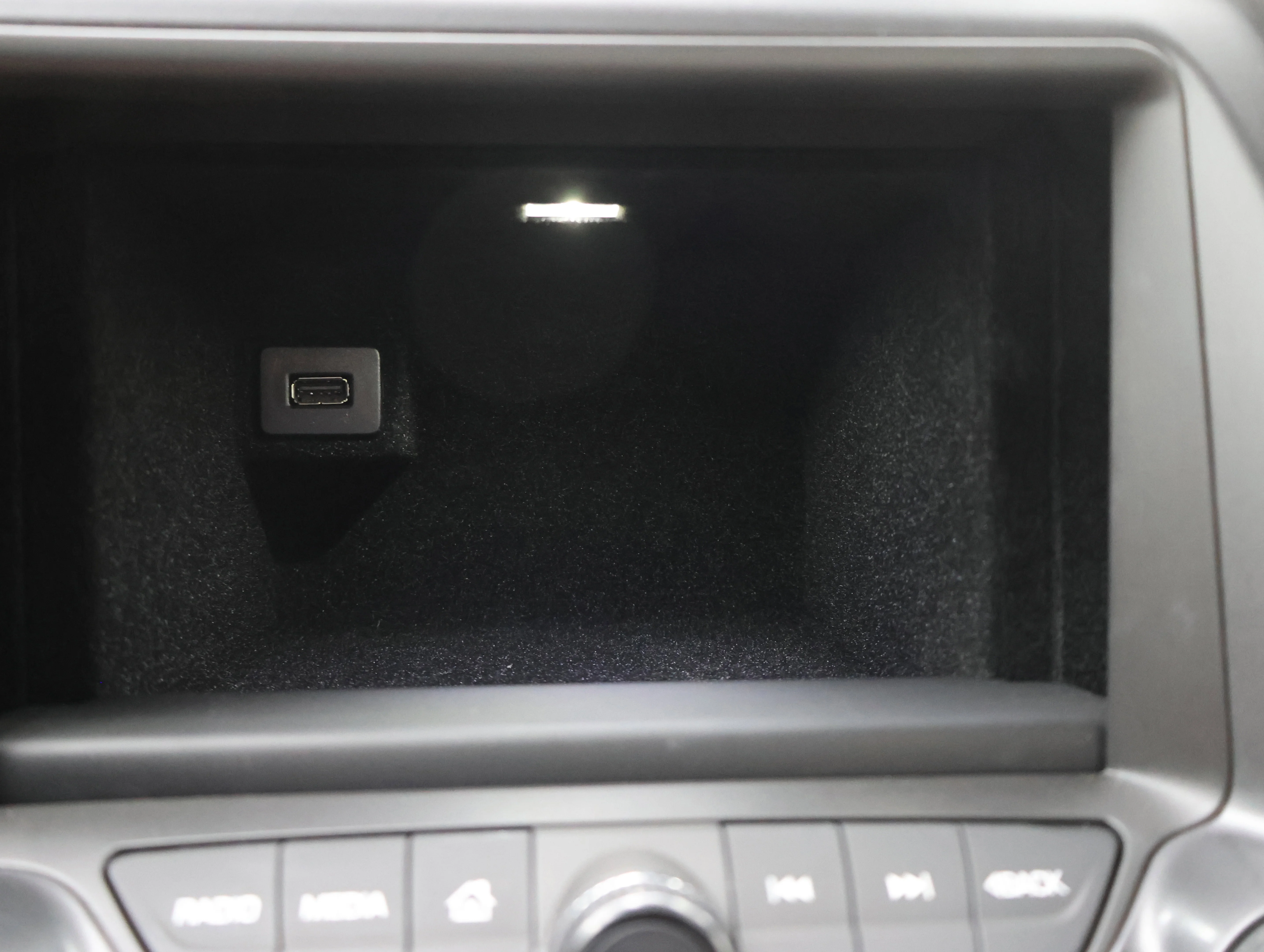 Used 2014 Blade Silver Metallic Chevrolet Base image 41