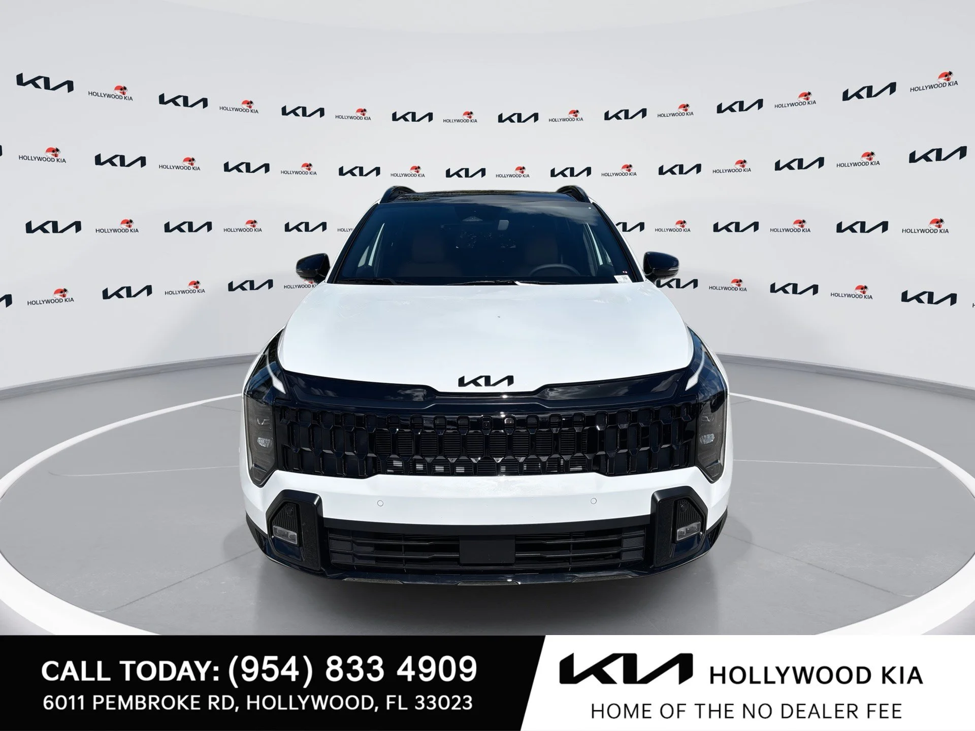 New 2027 Glacial White Pearl Kia X-Line image 3
