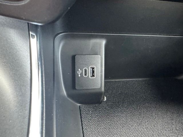 New 2026 Oxford White Ford XLT image 31