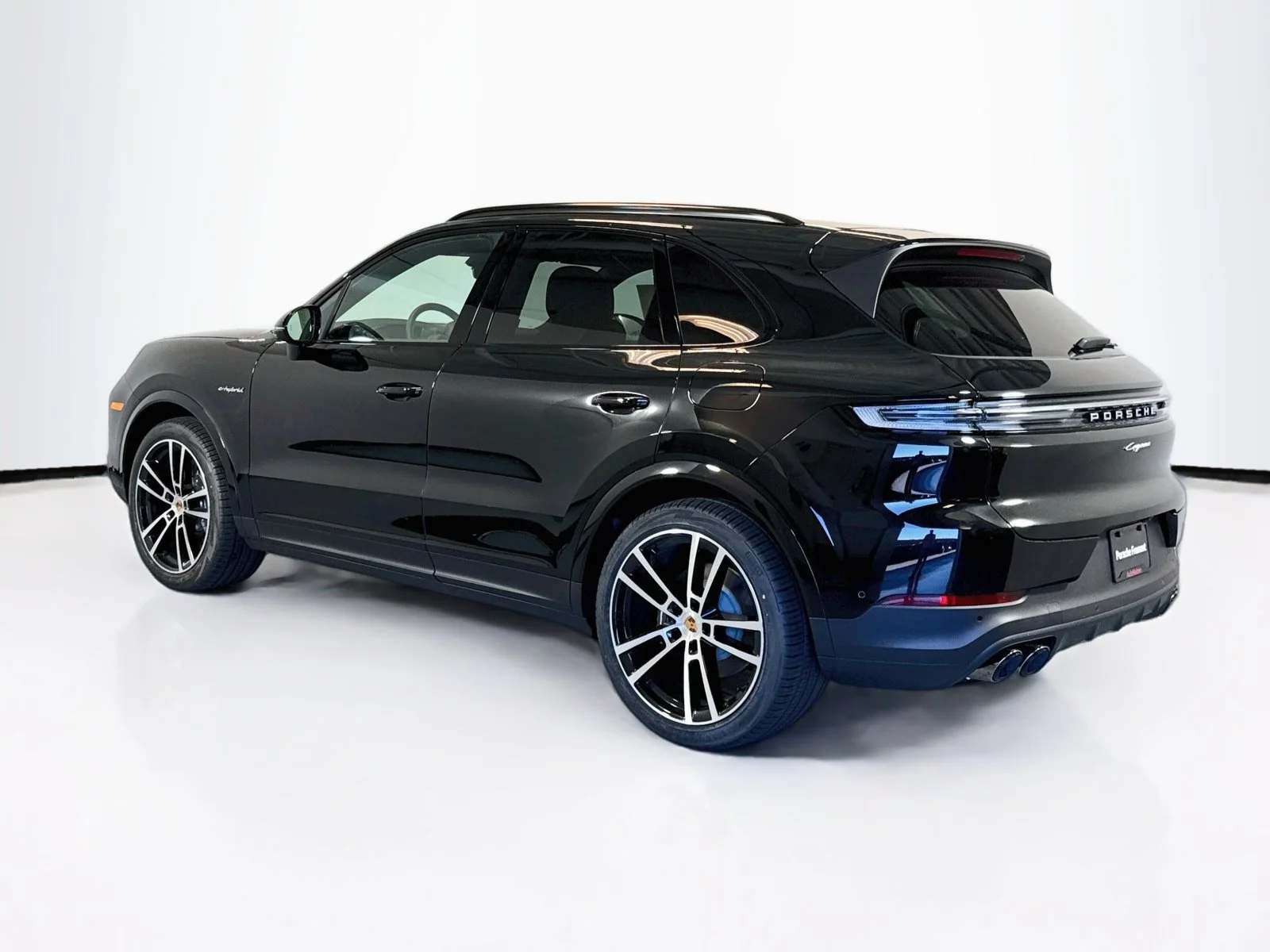 New 2026 Chromite Black Metallic Porsche E-Hybrid image 3