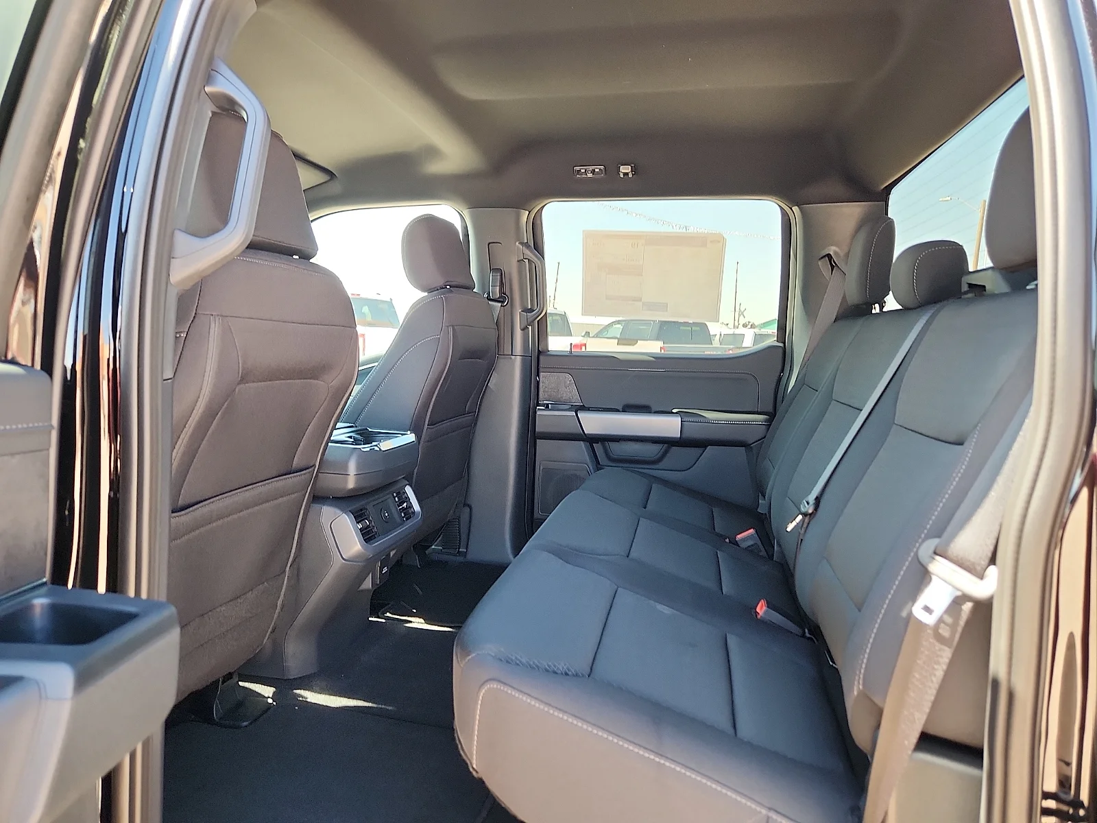 New 2026 Agate Black Metallic Ford XLT image 18