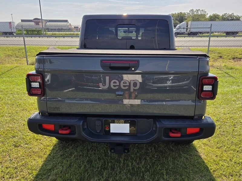 Used 2020 Gray Clearcoat JEEP RUBICON image 10