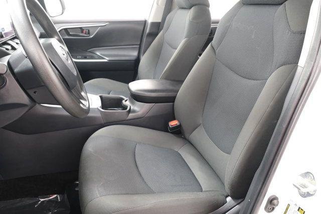 Certified Used 2024 ICE CAP Toyota  image 30