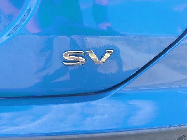Used 2023 Blue Nissan SV image 5