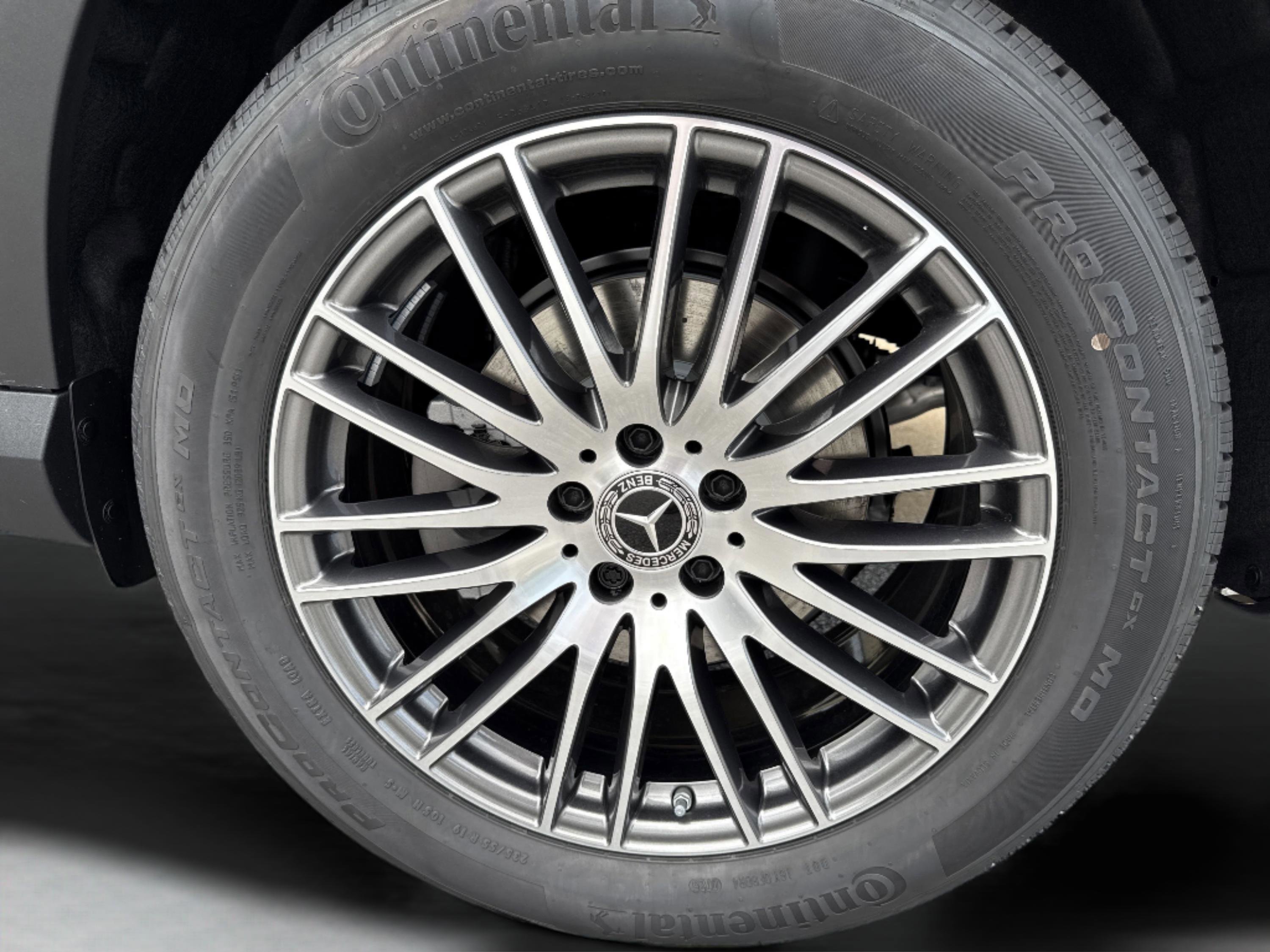 Certified Used 2026 Black Mercedes-Benz GLC 300 image 11