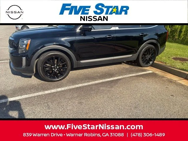Used 2022 Black Kia SX image 2