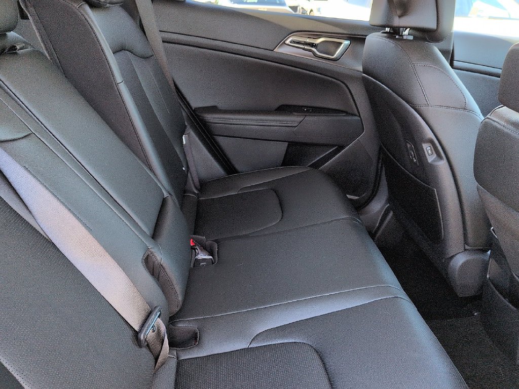 New 2027 Heritage Blue Kia EX image 8