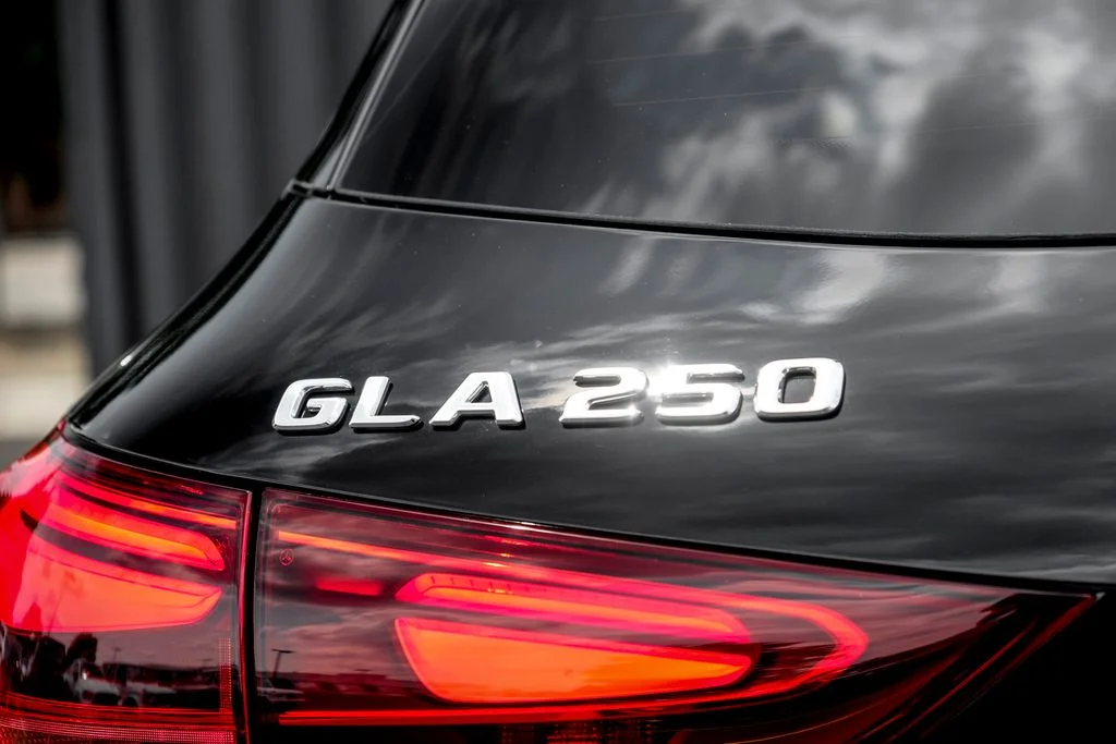 New 2026 Night Black Mercedes-Benz GLA 250 image 9