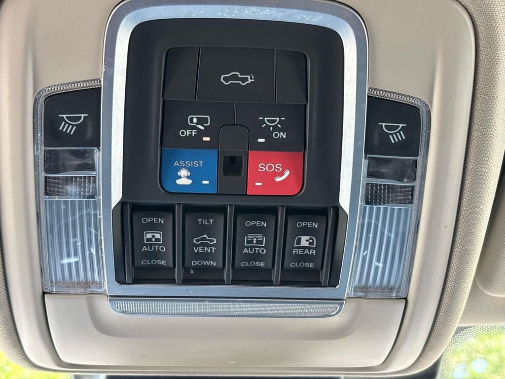 2022 RAM Ram 1500 Pickup Laramie - Photo 31