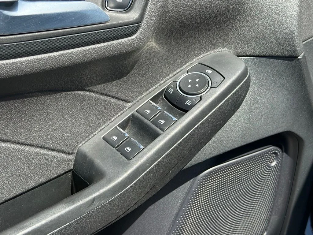 Used 2023 Black Ford ST-Line image 33