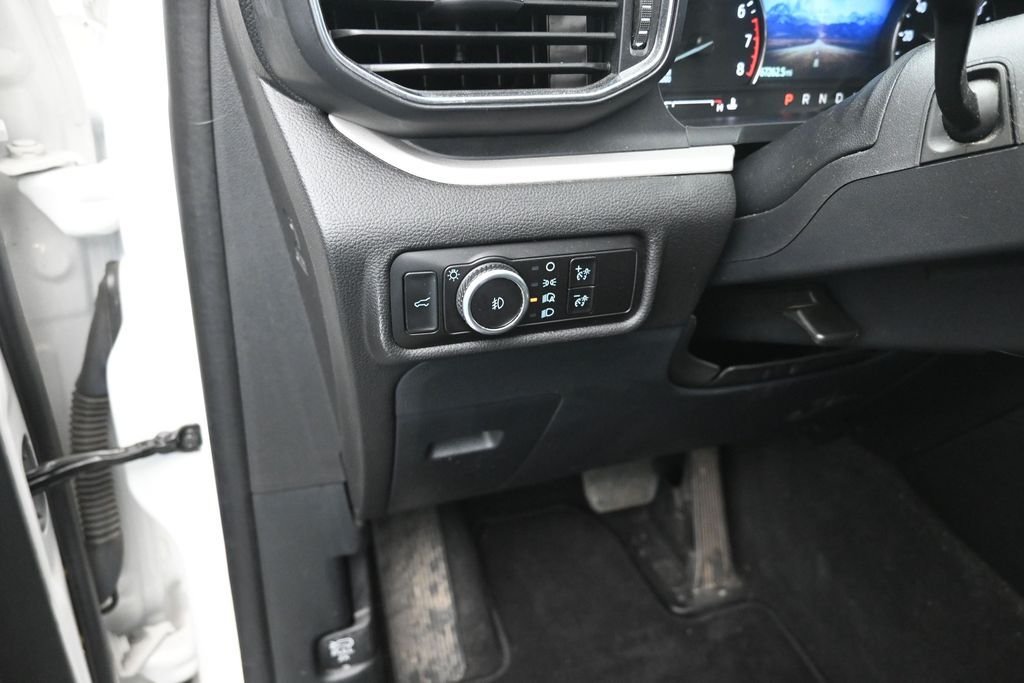 Used 2023 White Ford XLT image 13