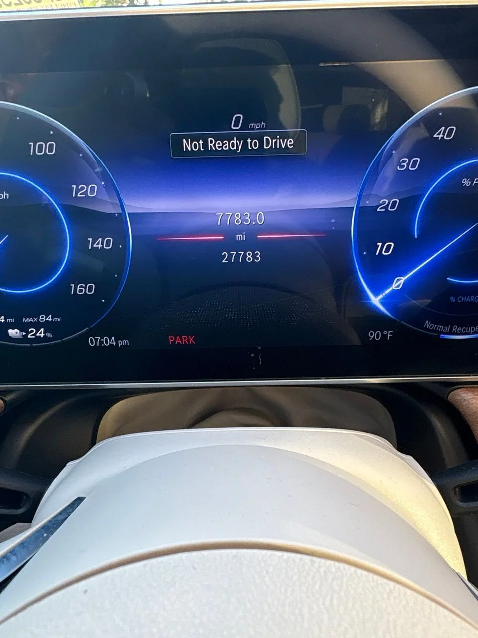 Certified Used 2023 White Mercedes-Benz 450 Sport Utility Premium Trim image 10