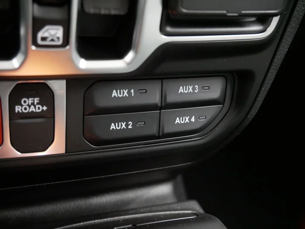 2026 Jeep Wrangler 4-Door Willys - Photo 38